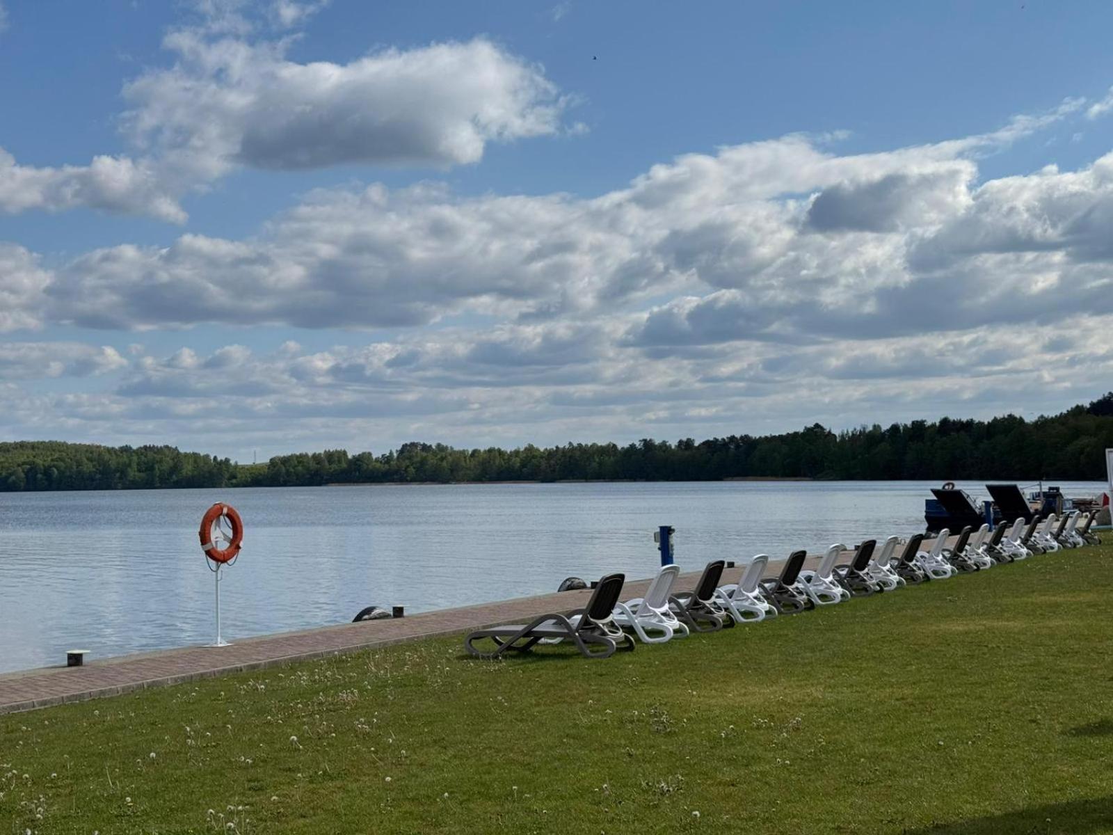 Domek Na Wodzie - Houseboat -Sauna, Taras Na Dachu, Dwie Sypialnie Mikołajki Exterior foto