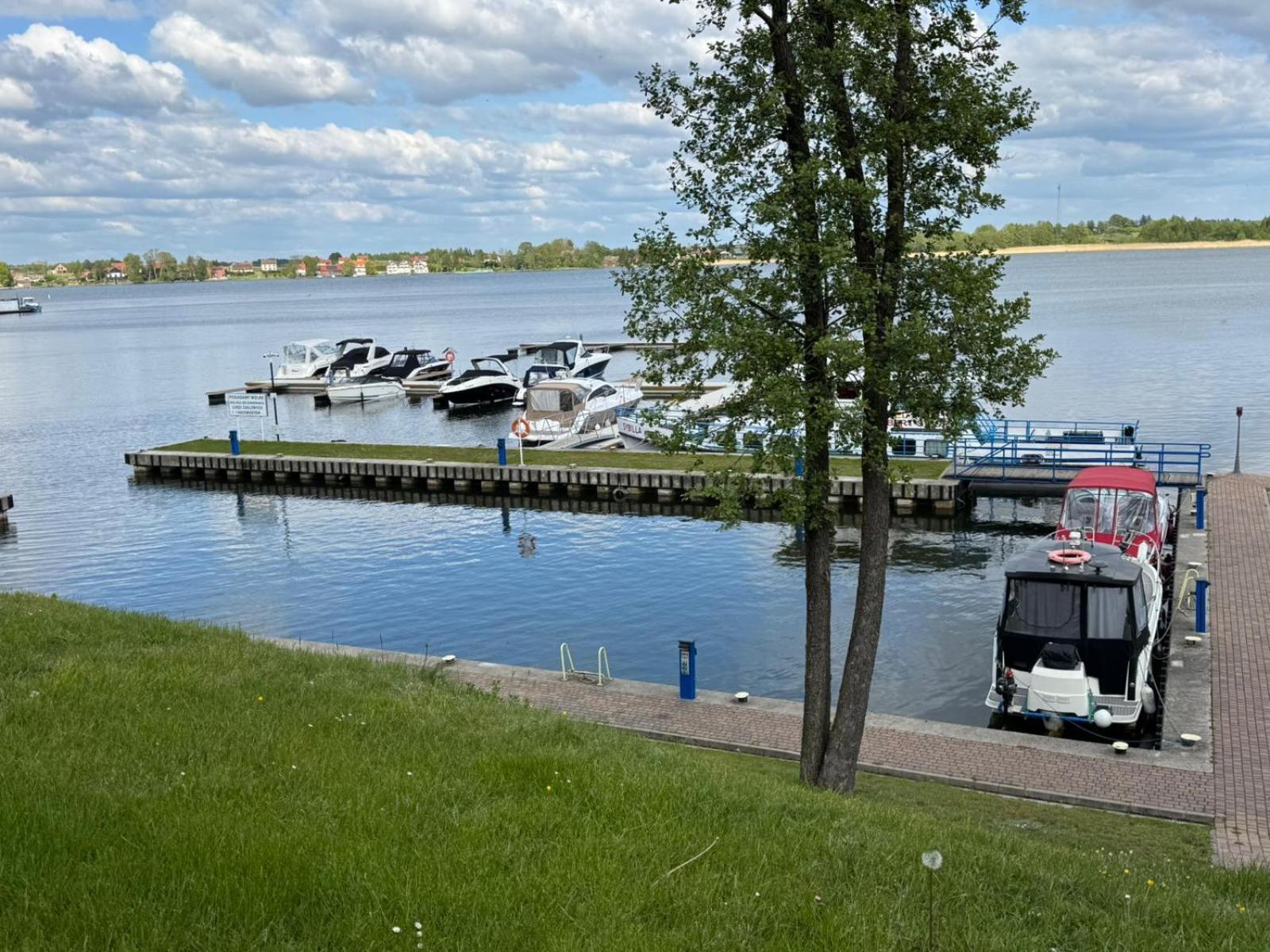 Domek Na Wodzie - Houseboat -Sauna, Taras Na Dachu, Dwie Sypialnie Mikołajki Exterior foto