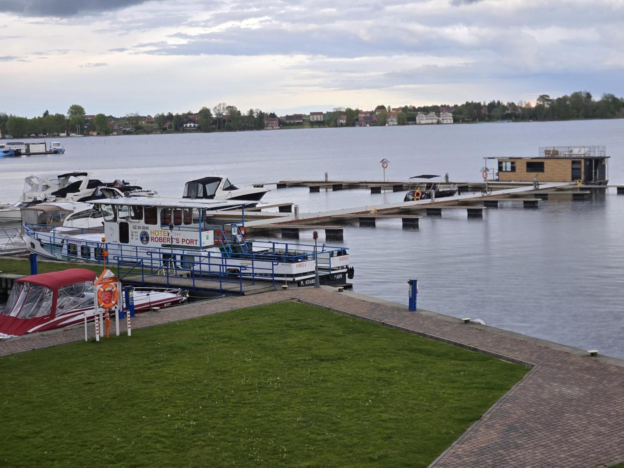 Domek Na Wodzie - Houseboat -Sauna, Taras Na Dachu, Dwie Sypialnie Mikołajki Exterior foto